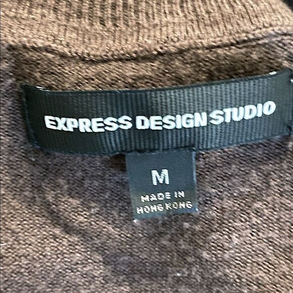 Express Design Studio, Brown, Fitted, High Neck, Sweater. Size Medium. - Picture 3 of 4